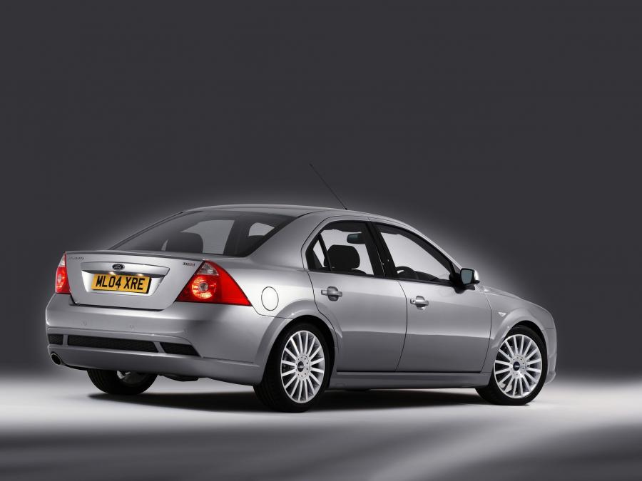  Ford Mondeo Titanium 2004 года  (фото 3 из 38)